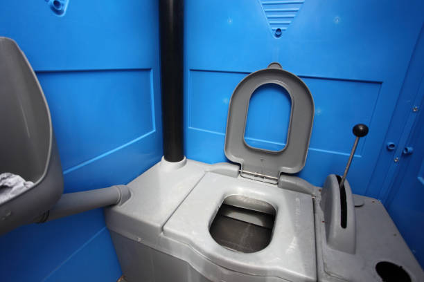 Best Porta potty delivery and setup  in Mvern, AL